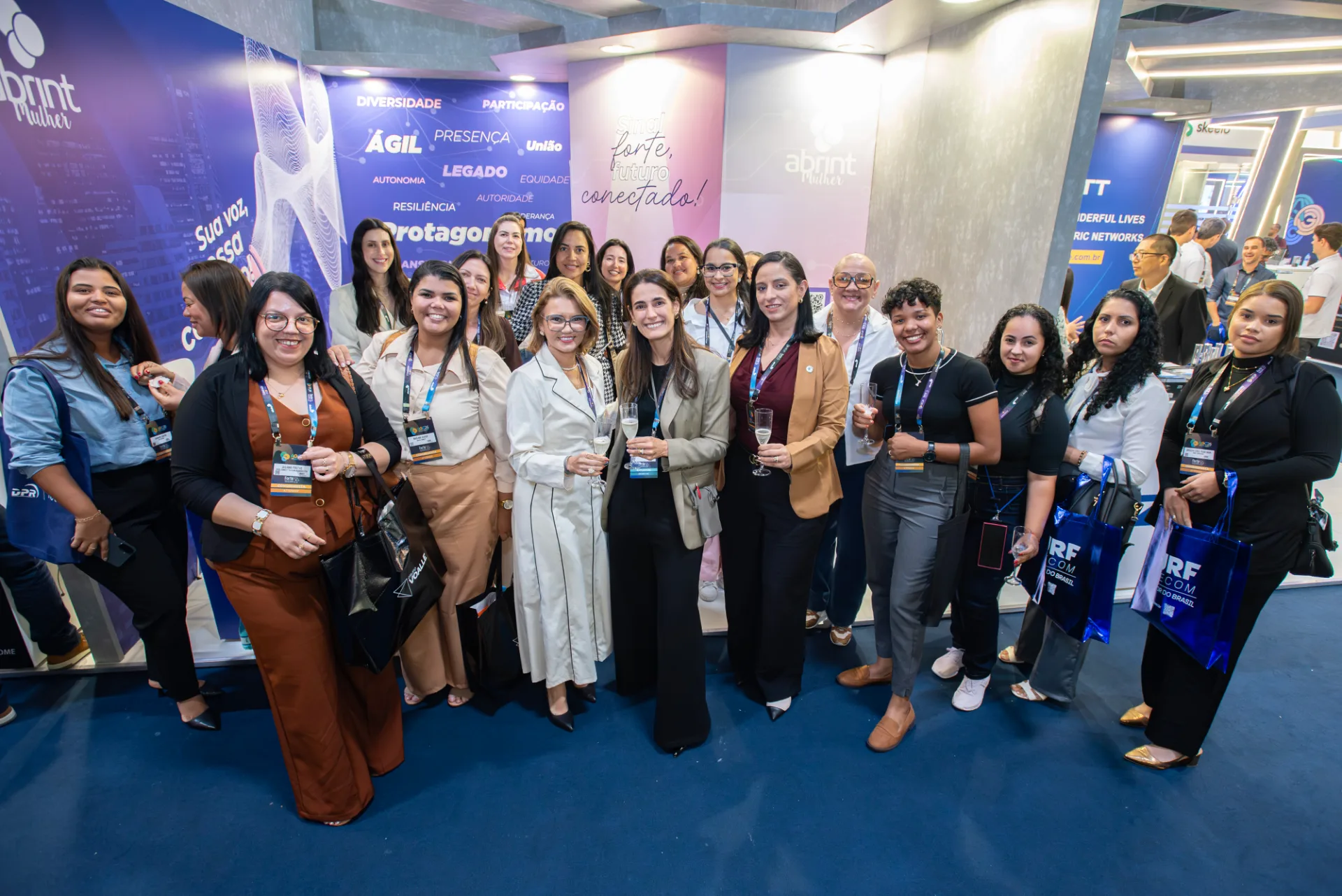 Abrint Mulher Protagoniza o Primeiro Dia do AGC 2026 com Debates sobre Liderança e Conexão